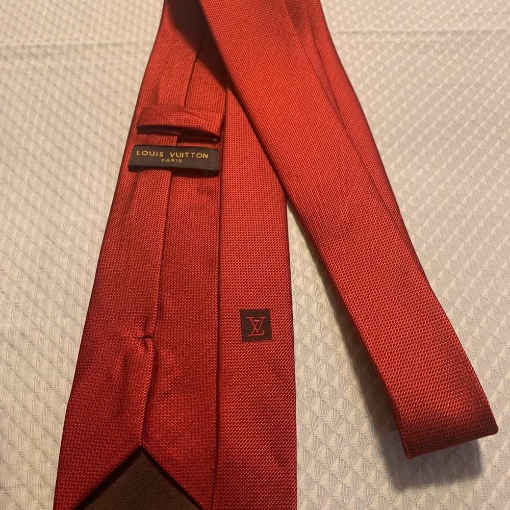 Louis Vuitton Red silk neck tie - Picture 2 of 10